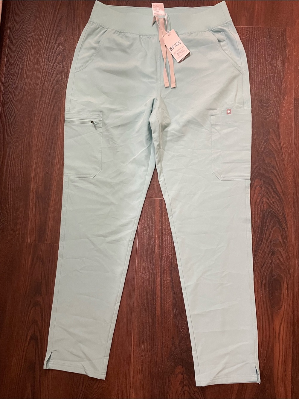 FIGS Women Cargo Scrub Pant - Light Turquoise